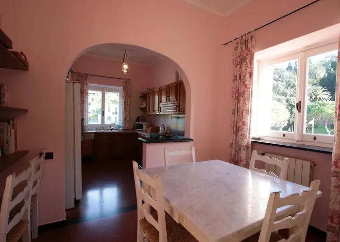 아파트 La Pietra - Luxury Location In Levanto, 5 Terre 레반토